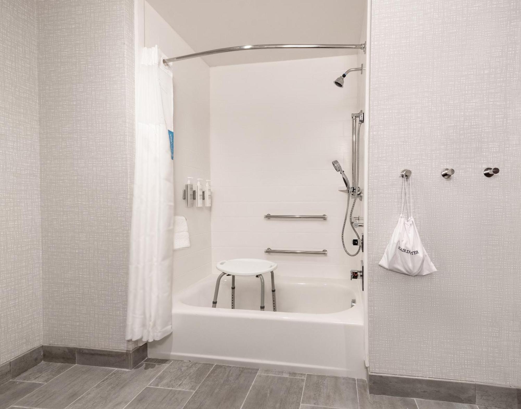 Hampton Inn נידלס מראה חיצוני תמונה