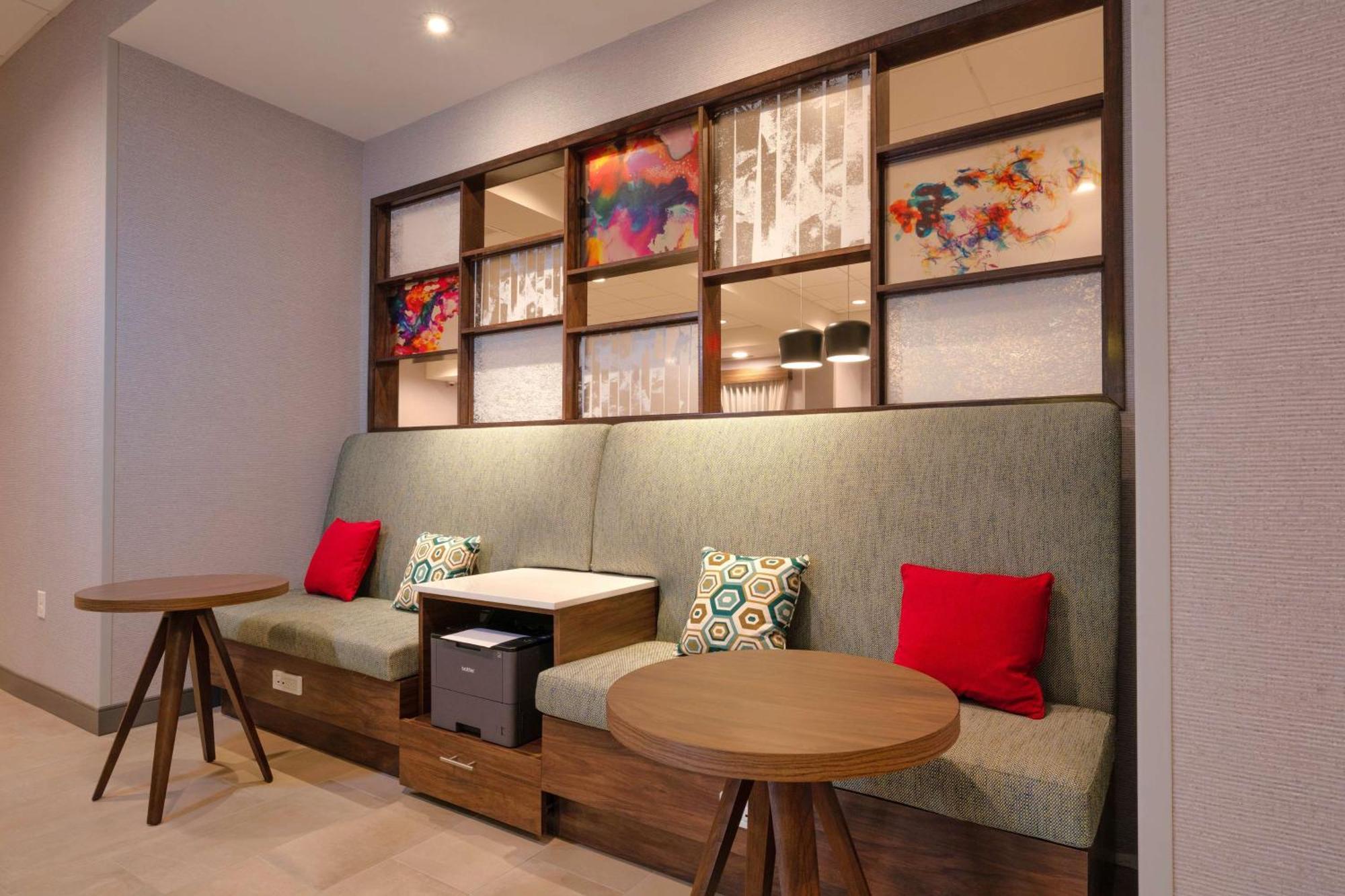 Hampton Inn נידלס מראה חיצוני תמונה