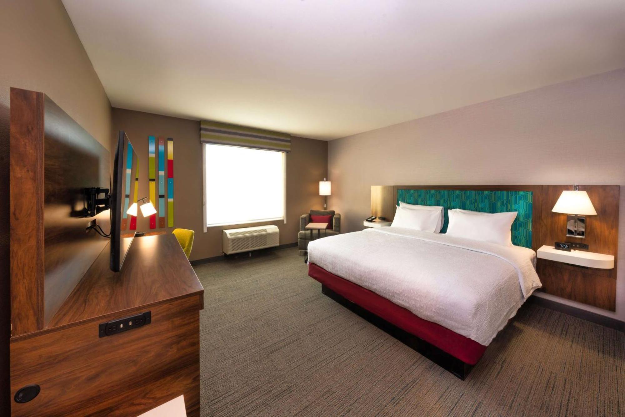Hampton Inn נידלס מראה חיצוני תמונה